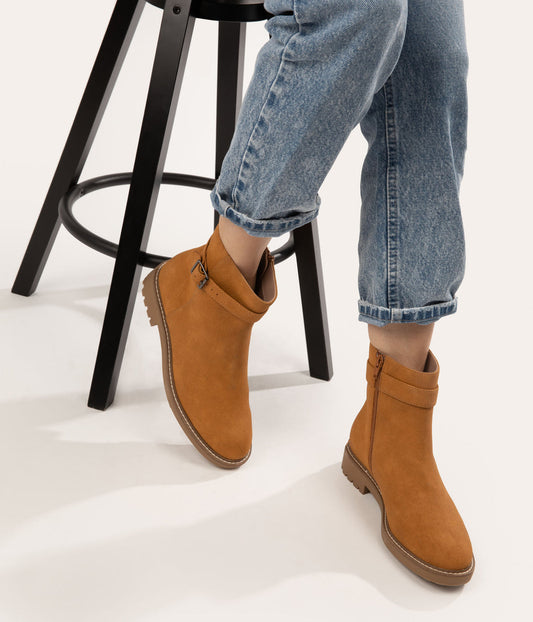 CHEA Women's Vegan Boots | Matt & Nat