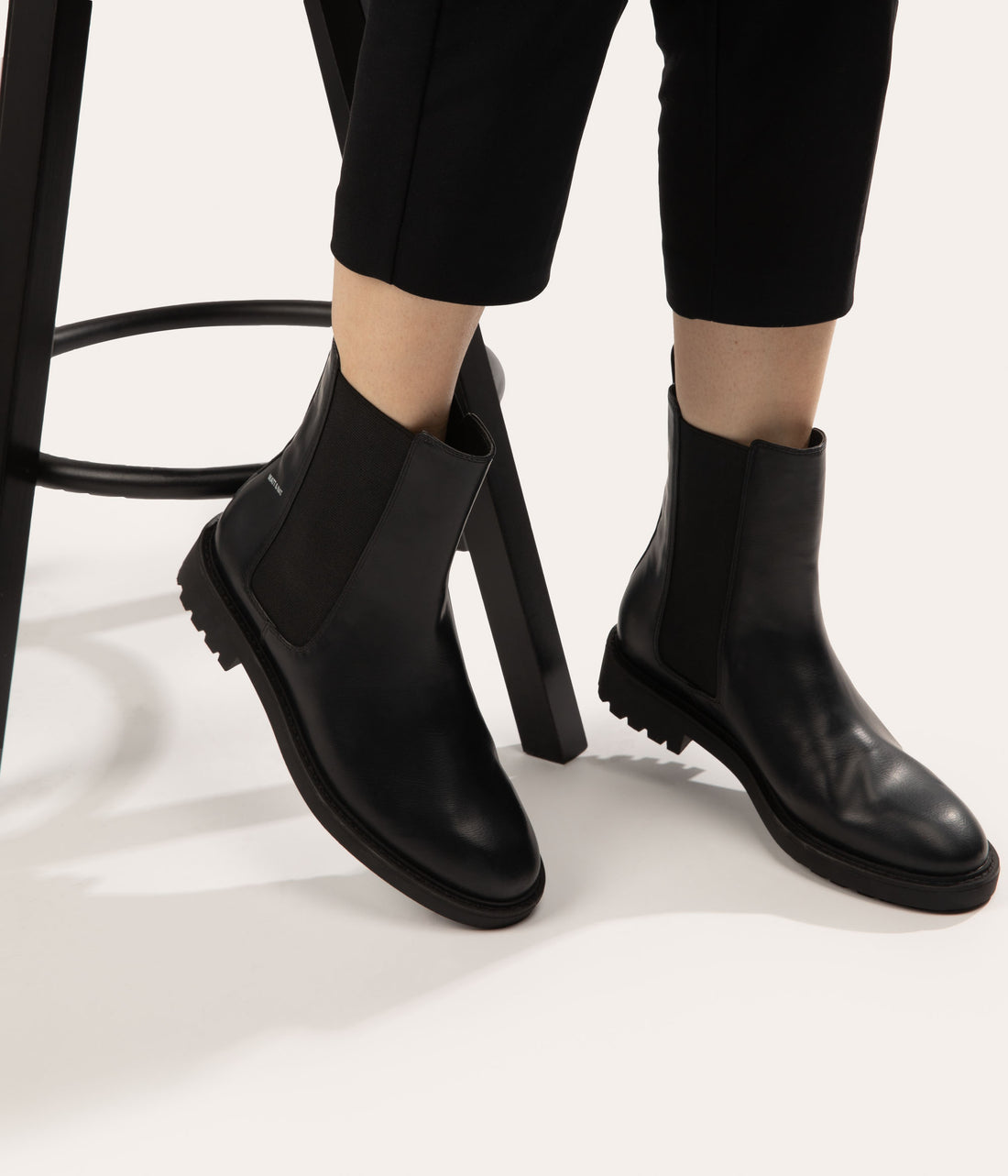 IDINA Women's Vegan Chelsea Boots | Matt & Nat