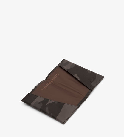 VOYAGE Vegan Passport Holder - Camo | Matt & Nat