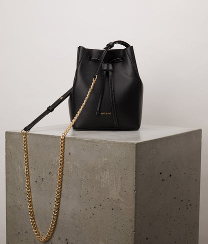 GRACE Vegan Bucket Bag - UPPEAL | Matt & Nat